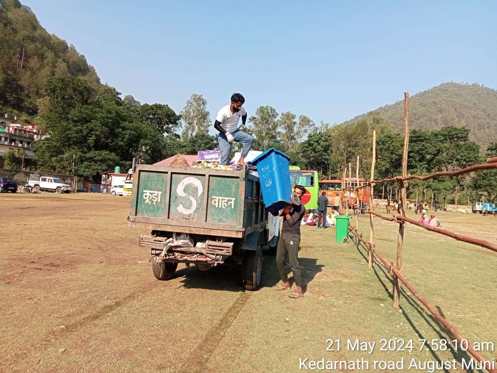 श्री केदारनाथ यात्रा मार्ग में निरंतर हो रही है साफ-सफाई